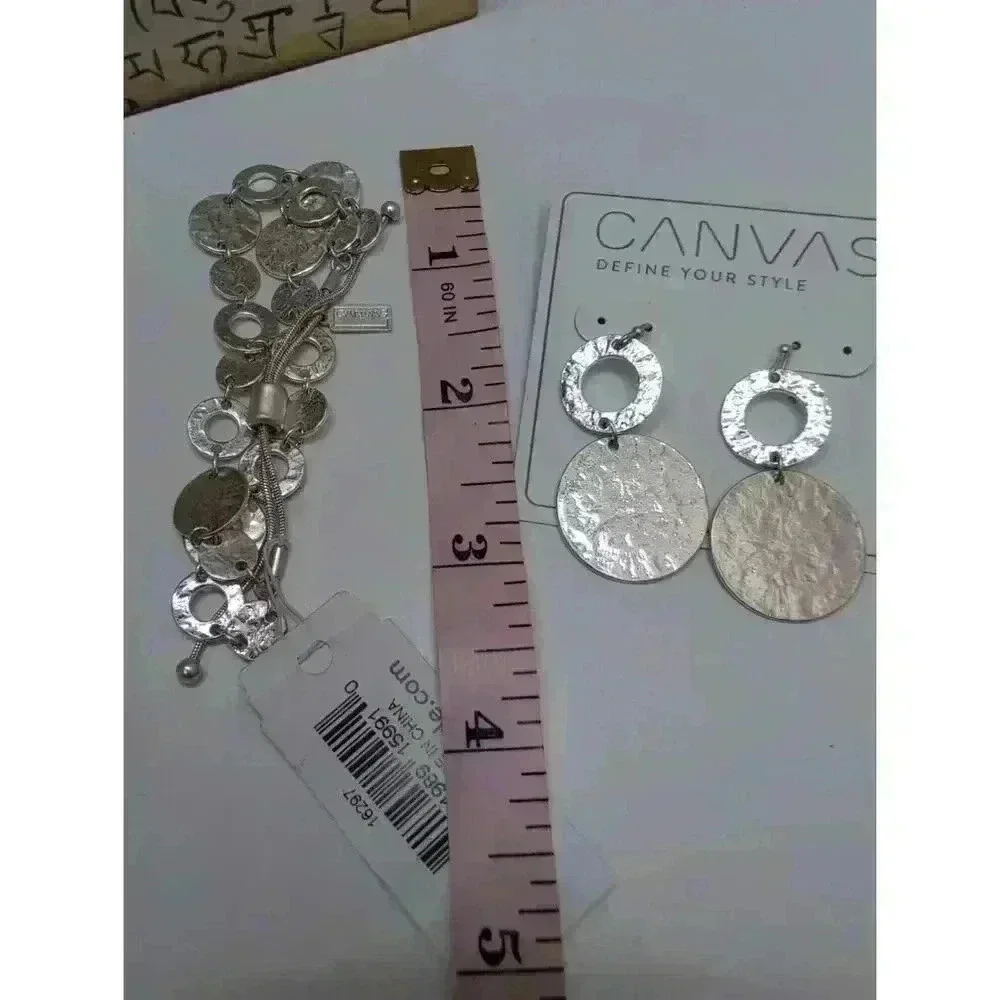 NWT Canvas Silvertone Hammered Metal Earrings andAdjustable Bracelet Set Jewelry